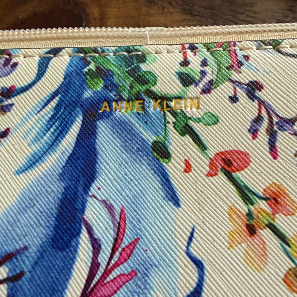 Anne Klein Multicolor Floral Wristlet Tablet Colorful Bag - Picture 2 of 5